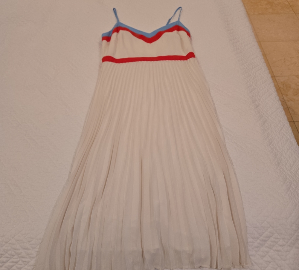 Banana Republic Elegant White Dress with Vibrant Accents